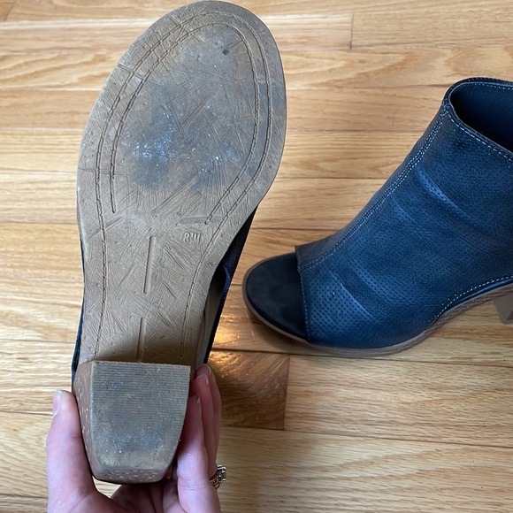 Maurices open-toed heeled booties - Picture 5 of 5